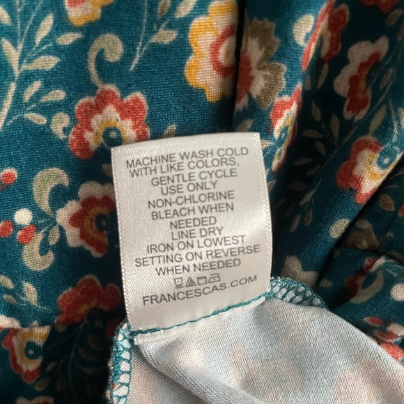 Pattern Dress - Picture 5 of 6